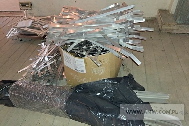 Złom aluminium (w tym płyty offsetowe o masie 936 kg) (kod odpadu 17 04 02) 